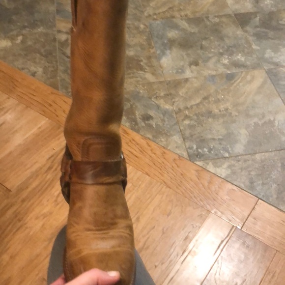 Boots - Picture 3 of 3